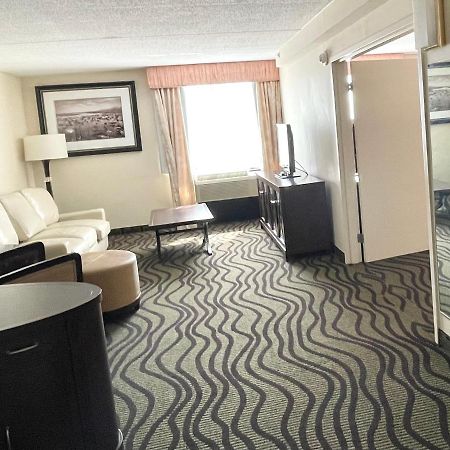 Fairbridge Hotel Cleveland East Wickliffe Exteriér fotografie