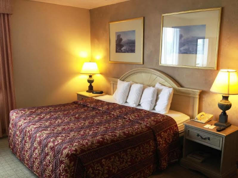 Fairbridge Hotel Cleveland East Wickliffe Exteriér fotografie